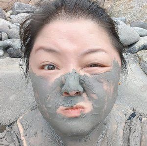 Meet your Posher, Yi